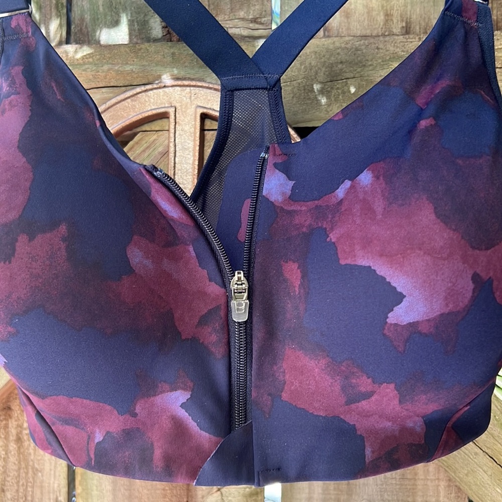 Sports Bra - Picture 4 of 7